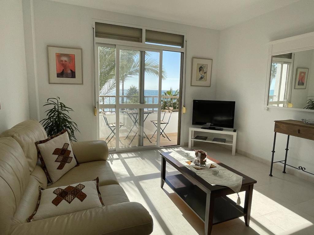 Apartamento Frente A La Playa Piso 3 Εστεπόνα Εξωτερικό φωτογραφία